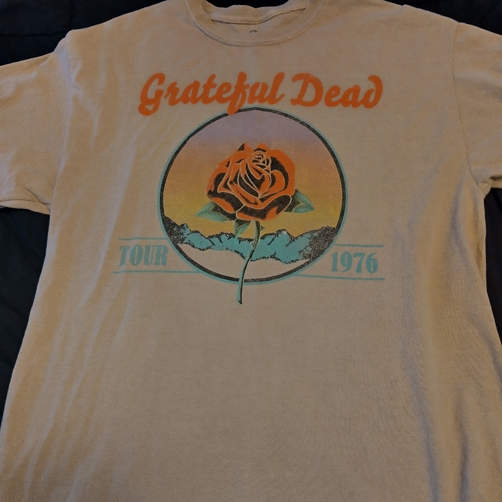 Grateful Dead tour shirt...rare vintage!!!